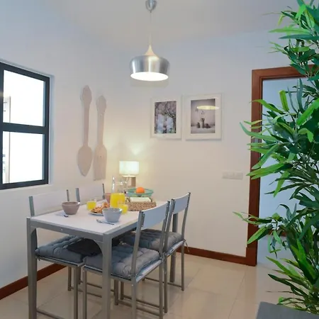 Luxury Buenavista El Charco + Private Parking Apartament Arrecife (Lanzarote)
