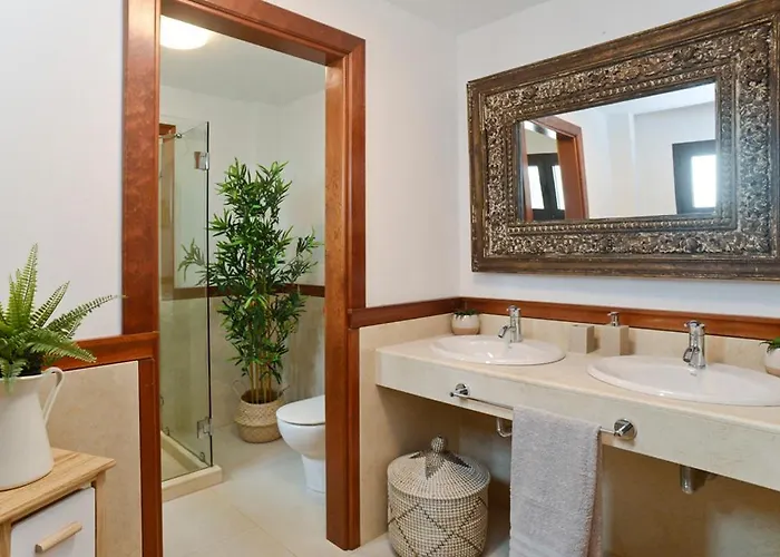 Luxury Buenavista El Charco + Private Parking Daire Arrecife (Lanzarote)